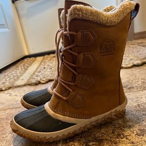 Sorel Boots Out n About Tall. Lace up waterproof winter snow boot.